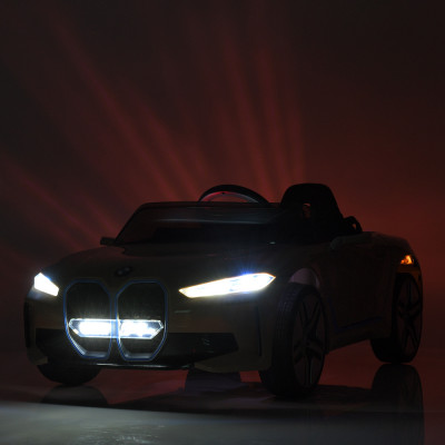 Машина JE1009EBLR-1(4WD)