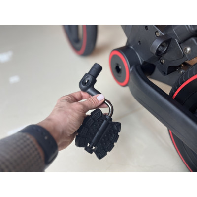 Велосипед-трансформер Best Trike  колеса PU 12’’, батьківська ручка, з’ємні педалі, ручне гальмо, допоміжні бокові колеса, в коробці