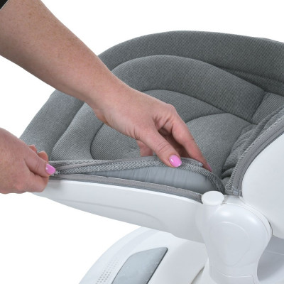 Заколисуючий центр-шезлонг Mastela